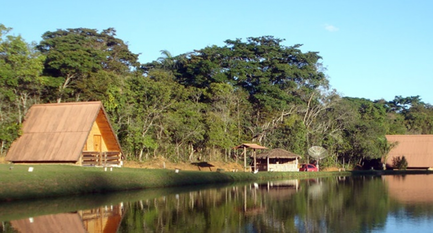 HOTÉIS E POUSADAS - LAGOA DOURADA