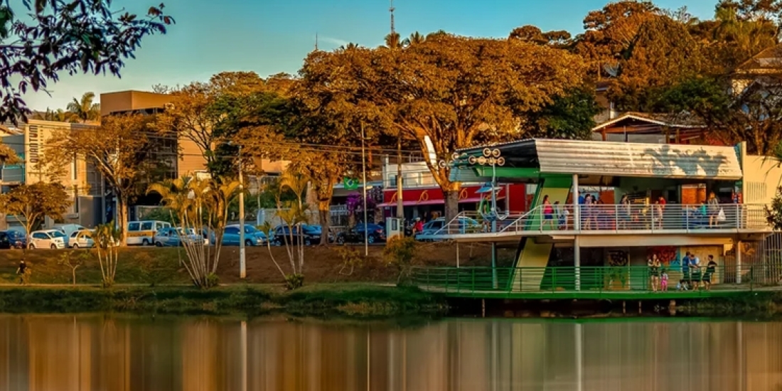 ONDE COMER E BEBER EM ATIBAIA